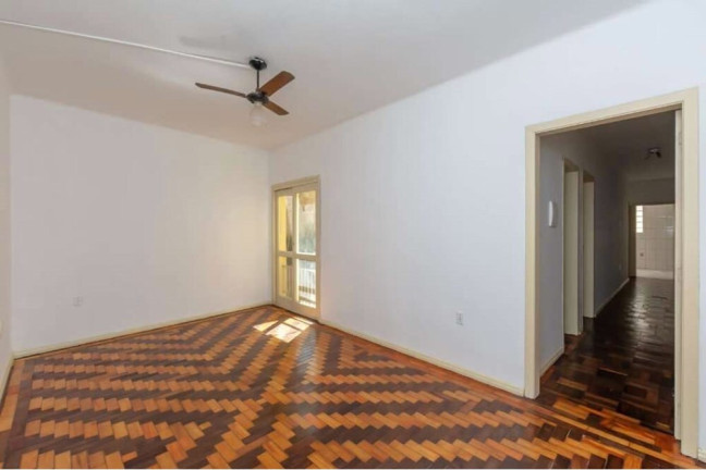 Imagem Imóvel com 3 Quartos à Venda, 75 m² em Centro Histórico - Porto Alegre Imagem Imóvel com 3 Quartos à Venda, 75 m² em Centro Histórico - Porto Alegre
