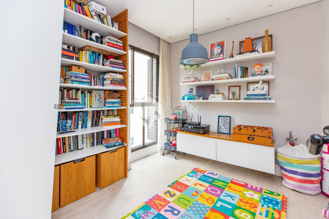 Imagem Apartamento com 3 Quartos à Venda, 172 m² em Moema - São Paulo Imagem Apartamento com 3 Quartos à Venda, 172 m² em Moema - São Paulo