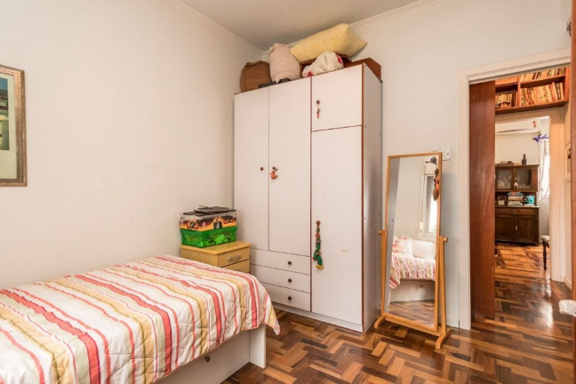 Imagem Imóvel com 2 Quartos à Venda, 60 m² em São João - Porto Alegre Imagem Imóvel com 2 Quartos à Venda, 60 m² em São João - Porto Alegre