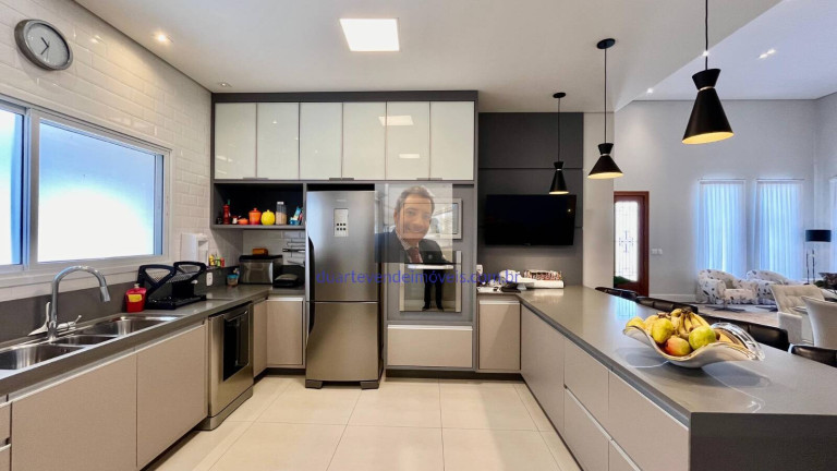 Imagem Casa de Condomínio com 4 Quartos à Venda, 380 m² em Jardim Do Golf I - Jandira Imagem Casa de Condomínio com 4 Quartos à Venda, 380 m² em Jardim Do Golf I - Jandira
