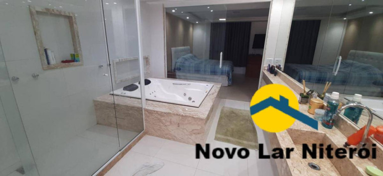 Imagem Casa com 3 Quartos à Venda, 400 m² em Piratininga - Niterói Imagem Casa com 3 Quartos à Venda, 400 m² em Piratininga - Niterói
