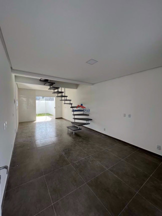 Imagem Sobrado com 2 Quartos à Venda, 110 m² em São João Do Rio Vermelho - Florianópolis Imagem Sobrado com 2 Quartos à Venda, 110 m² em São João Do Rio Vermelho - Florianópolis