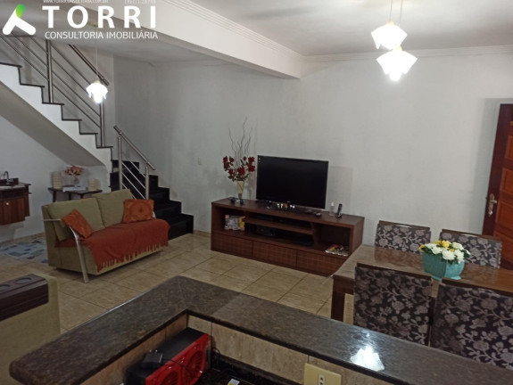 Imagem Casa com 2 Quartos à Venda, 182 m² em Wanel Ville - Sorocaba Imagem Casa com 2 Quartos à Venda, 182 m² em Wanel Ville - Sorocaba