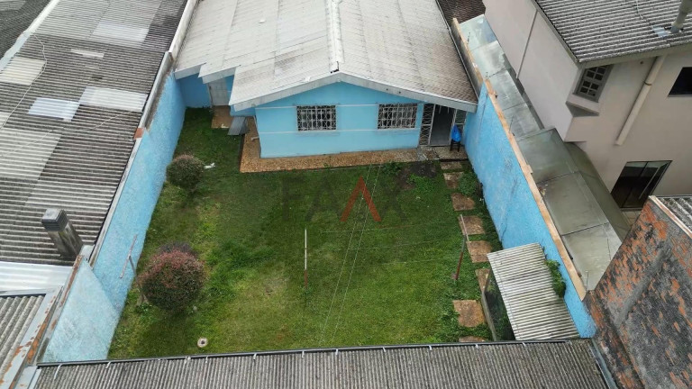 Imagem Casa com 1 Quarto à Venda, 148 m² em Trianon - Guarapuava Imagem Casa com 1 Quarto à Venda, 148 m² em Trianon - Guarapuava