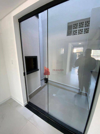 Imagem Sobrado com 3 Quartos à Venda, 77 m² em São João - Itajaí Imagem Sobrado com 3 Quartos à Venda, 77 m² em São João - Itajaí
