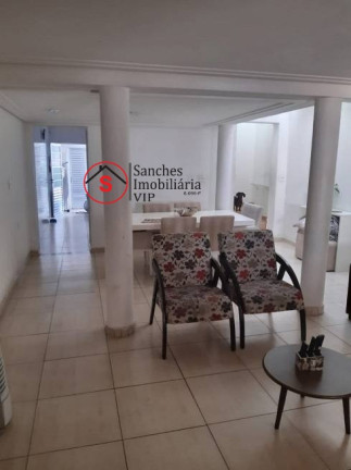 Sobrado com 4 Quartos à Venda, 167 m² em Vila Zelina - São Paulo