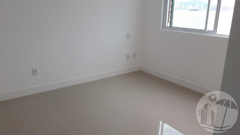 Imagem Apartamento com 4 Quartos à Venda, 155 m² em Centro - Balneário Camboriú Imagem Apartamento com 4 Quartos à Venda, 155 m² em Centro - Balneário Camboriú