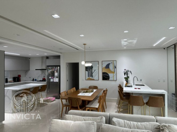 Imagem Apartamento com 4 Quartos à Venda, 162 m² em Centro - Balneário Camboriú Imagem Apartamento com 4 Quartos à Venda, 162 m² em Centro - Balneário Camboriú