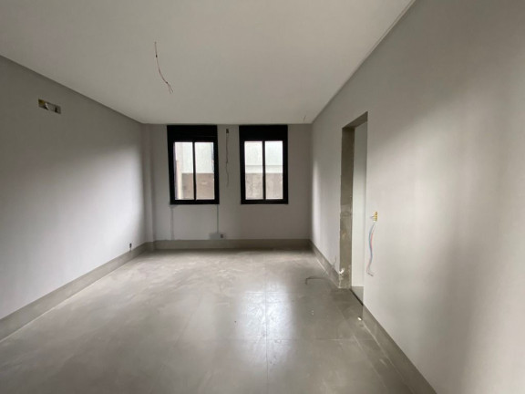 Imagem Sobrado com 4 Quartos à Venda, 330 m² em Portal Do Sol Green - Goiânia