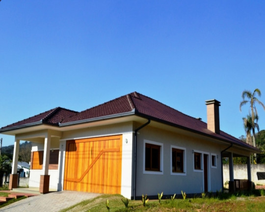 Imagem Imóvel com 3 Quartos à Venda, em Linha Imperial - Nova Petrópolis Imagem Imóvel com 3 Quartos à Venda, em Linha Imperial - Nova Petrópolis