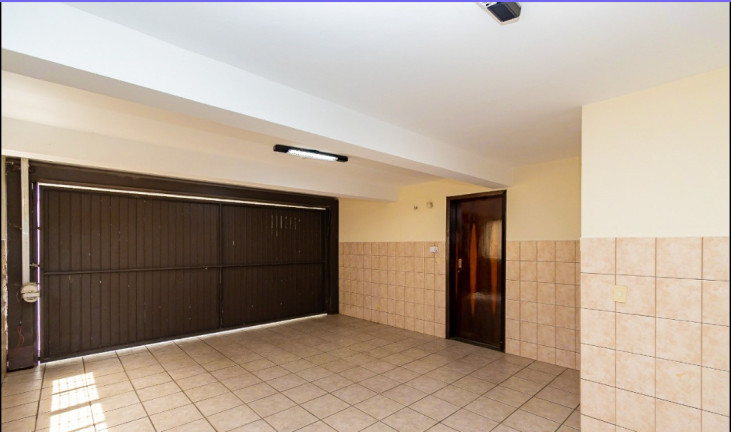 Imagem Sobrado com 3 Quartos à Venda, 196 m² em Vista Alegre - Curitiba