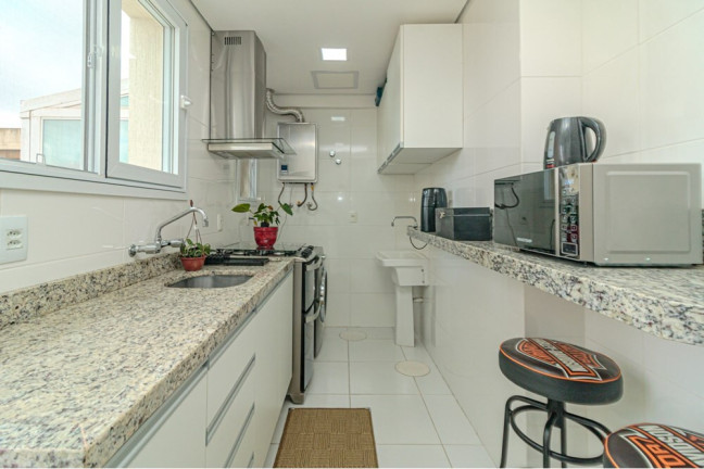 Imagem Apartamento com 2 Quartos à Venda, 74 m² em Cristo Redentor - Porto Alegre Imagem Apartamento com 2 Quartos à Venda, 74 m² em Cristo Redentor - Porto Alegre