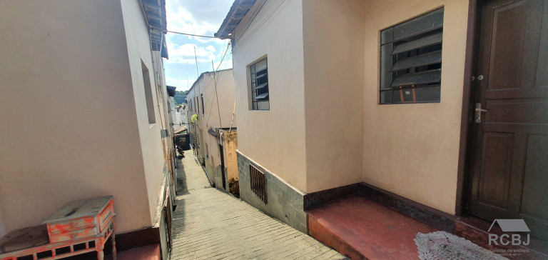 Imagem Casa com 26 Quartos à Venda, em João Pinheiro - Belo Horizonte Imagem Casa com 26 Quartos à Venda, em João Pinheiro - Belo Horizonte