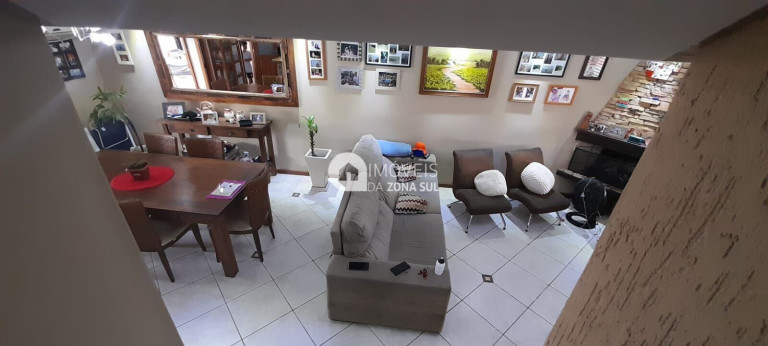 Imagem Casa com 3 Quartos à Venda, 179 m²