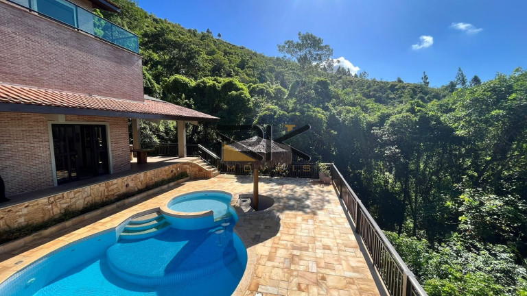 Imagem Sobrado com 3 Quartos à Venda, 600 m² em Toninhas - Ubatuba