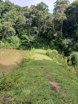 Imagem Chácara à Venda, 4 m² em Curitiba Imagem Chácara à Venda, 4 m² em Curitiba