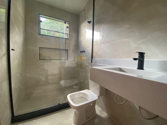 Imagem Casa com 3 Quartos à Venda, 300 m² em Albuquerque - Teresópolis Imagem Casa com 3 Quartos à Venda, 300 m² em Albuquerque - Teresópolis