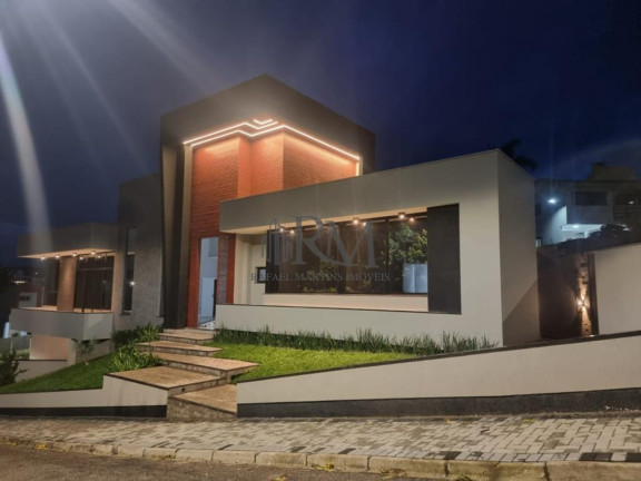 Imagem Imóvel com 3 Quartos à Venda, 312 m² em Pedra Branca - Palhoça Imagem Imóvel com 3 Quartos à Venda, 312 m² em Pedra Branca - Palhoça