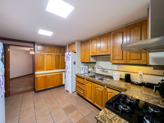 Imagem Apartamento com 4 Quartos à Venda, 278 m² em Moinhos De Vento - Porto Alegre Imagem Apartamento com 4 Quartos à Venda, 278 m² em Moinhos De Vento - Porto Alegre