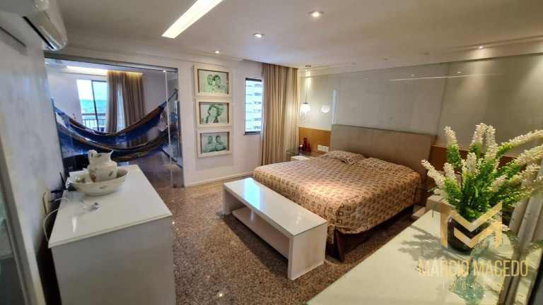Imagem Apartamento com 3 Quartos à Venda, 303 m² em Patriolino Ribeiro - Fortaleza Imagem Apartamento com 3 Quartos à Venda, 303 m² em Patriolino Ribeiro - Fortaleza