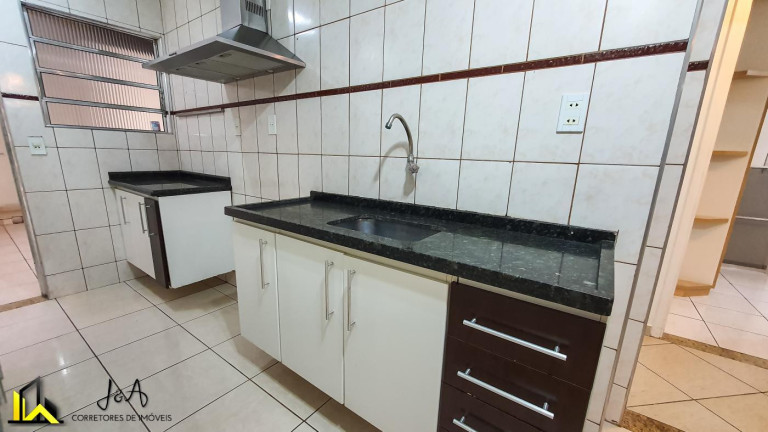 Imagem Casa com 3 Quartos à Venda, 162 m² em Metalúrgicos - Osasco Imagem Casa com 3 Quartos à Venda, 162 m² em Metalúrgicos - Osasco