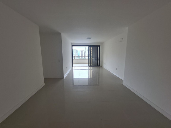 Imagem Imóvel com 4 Quartos à Venda, 124 m² em Barra Da Tijuca - Rio De Janeiro Imagem Imóvel com 4 Quartos à Venda, 124 m² em Barra Da Tijuca - Rio De Janeiro