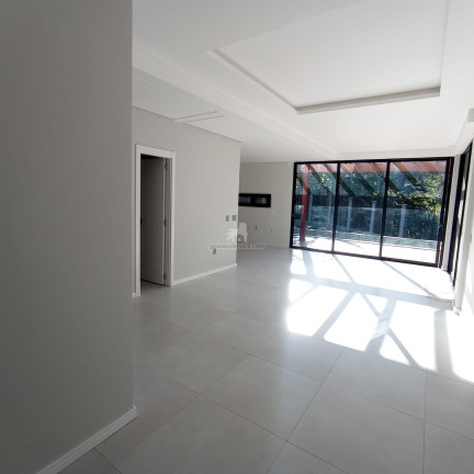 Imagem Casa com 3 Quartos à Venda, 339 m² em Praia De Taquaras - Balneário Camboriú
