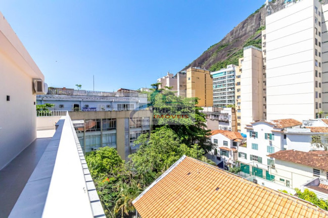 Imagem Cobertura com 3 Quartos à Venda, 237 m² em Copacabana - Rio De Janeiro