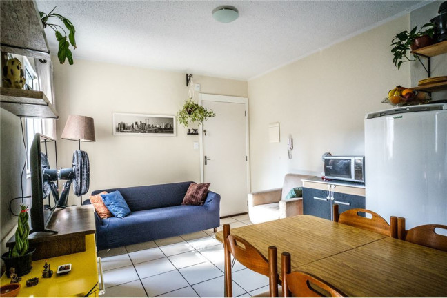 Imóvel com 2 Quartos à Venda,  em Partenon - Porto Alegre