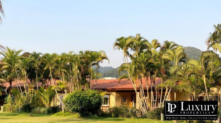 Imagem Casa de Condomínio com 4 Quartos para Temporada, em Guaecá - São Sebastião Imagem Casa de Condomínio com 4 Quartos para Temporada, em Guaecá - São Sebastião