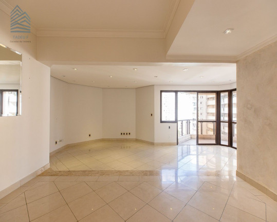 Imagem Imóvel com 4 Quartos à Venda, 156 m² em Moema - São Paulo Imagem Imóvel com 4 Quartos à Venda, 156 m² em Moema - São Paulo