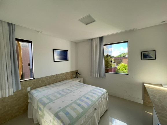Imagem Casa com 4 Quartos à Venda, 900 m² em Busca Vida - Camaçari