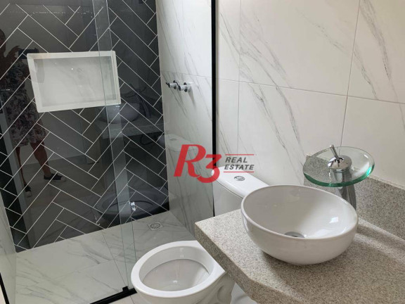 Imagem Sobrado com 3 Quartos à Venda, 125 m² em Boqueirão - Santos