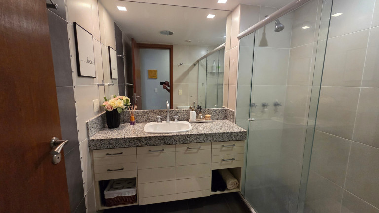 Imagem Imóvel com 4 Quartos à Venda, 180 m² em Ingá - Niterói Imagem Imóvel com 4 Quartos à Venda, 180 m² em Ingá - Niterói