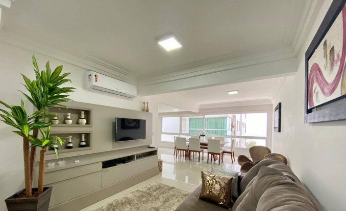 Imagem Apartamento com 4 Quartos à Venda, 125 m² em Centro - Capão Da Canoa