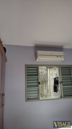 Imagem Casa com 3 Quartos à Venda, em Vila Pinheiro - Jacareí Imagem Casa com 3 Quartos à Venda, em Vila Pinheiro - Jacareí