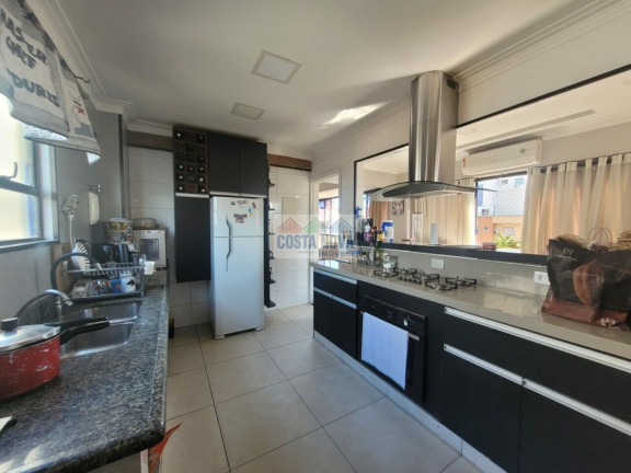 Imagem Apartamento com 3 Quartos à Venda, 130 m²