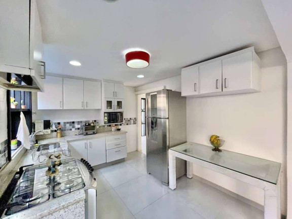 Imagem Casa de Condomínio com 4 Quartos à Venda, 345 m² em Granja Viana - Cotia
