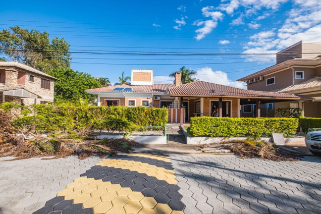Imagem Casa de Condomínio com 3 Quartos à Venda, 180 m² em Cachoeira Do Bom Jesus - Florianópolis Imagem Casa de Condomínio com 3 Quartos à Venda, 180 m² em Cachoeira Do Bom Jesus - Florianópolis