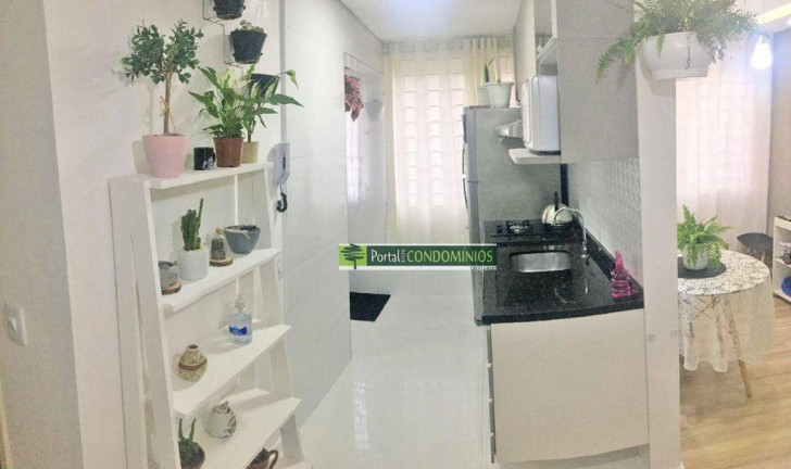 Imagem Apartamento com 2 Quartos à Venda, 42 m² em Mercês - Curitiba