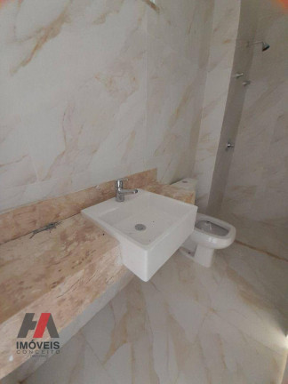 Imagem Casa com 4 Quartos à Venda, 211 m² em Cidade Alpha - Eusébio Imagem Casa com 4 Quartos à Venda, 211 m² em Cidade Alpha - Eusébio