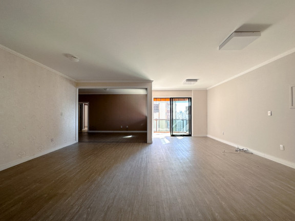 Imagem Apartamento com 4 Quartos à Venda, 258 m² em Centro - Florianópolis Imagem Apartamento com 4 Quartos à Venda, 258 m² em Centro - Florianópolis