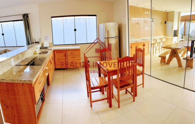 Imagem Casa com 3 Quartos à Venda, 200 m² em São José - Búzios