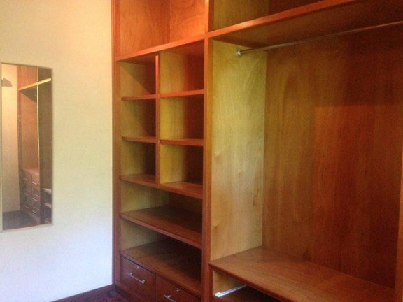 Imagem Casa com 4 Quartos à Venda, 400 m² em Vila Real Moinho Velho - Embu Das Artes Imagem Casa com 4 Quartos à Venda, 400 m² em Vila Real Moinho Velho - Embu Das Artes