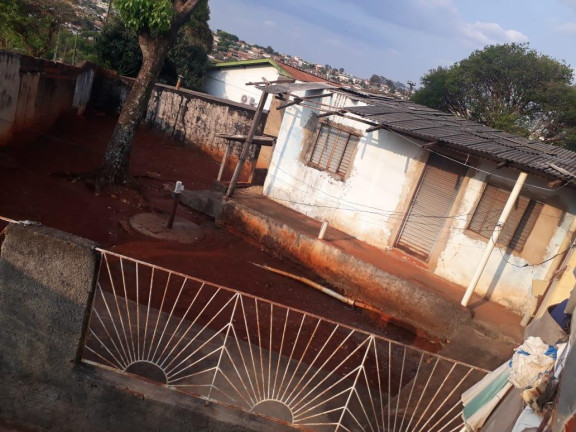 Imagem Casa com 2 Quartos à Venda, 137 m² em Olímpico - Londrina Imagem Casa com 2 Quartos à Venda, 137 m² em Olímpico - Londrina