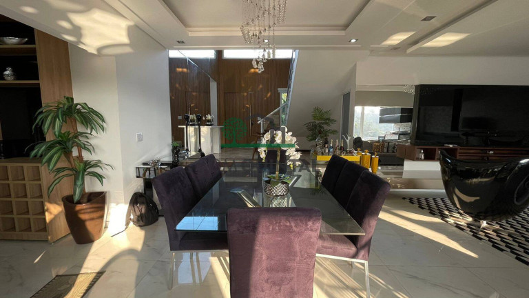 Imagem Casa com 4 Quartos à Venda, 700 m² em Jardim Idaia - Embu Das Artes Imagem Casa com 4 Quartos à Venda, 700 m² em Jardim Idaia - Embu Das Artes