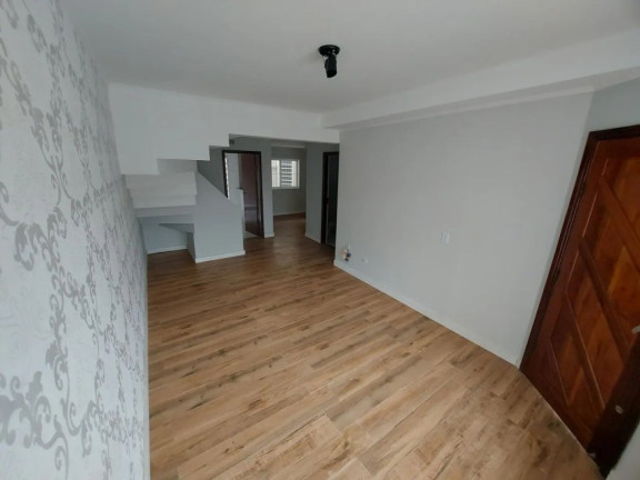 Imagem Sobrado com 4 Quartos à Venda, 192 m² em Bom Retiro - Curitiba Imagem Sobrado com 4 Quartos à Venda, 192 m² em Bom Retiro - Curitiba