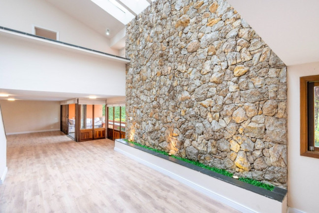 Imagem Casa com 5 Quartos à Venda, em Granja Viana - Cotia Imagem Casa com 5 Quartos à Venda, em Granja Viana - Cotia