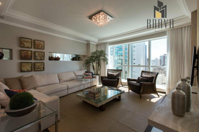 Imagem Apartamento com 3 Quartos à Venda, 217 m² em Centro - Balneário Camboriú