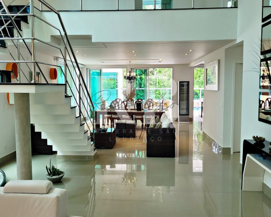 Imagem Imóvel com 6 Quartos à Venda, em Riviera - Bertioga Imagem Imóvel com 6 Quartos à Venda, em Riviera - Bertioga